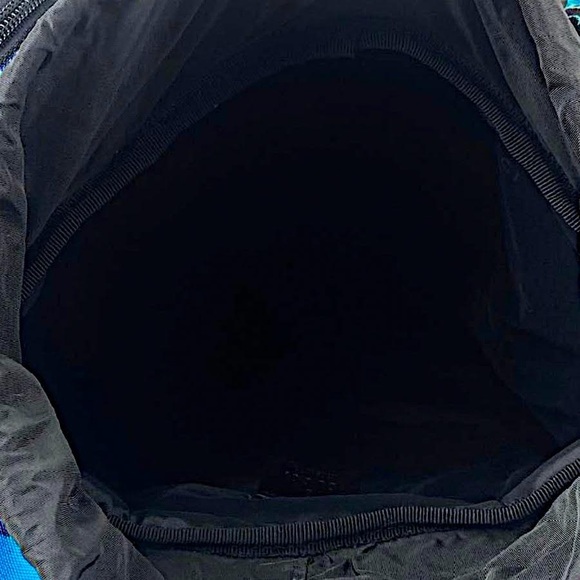 Authentic Gucci Rare Tom Ford Floral Drawstring Logo Clasp Backpack - Picture 12 of 14